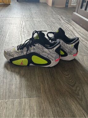 Jordan Tatum 2 “Mommas Boy” sneakers